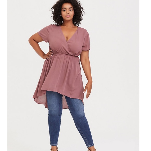 CRINKLE GAUZE SURPLICE HI-LO BABYDOLL TUNIC torrid - Picture 3 of 8